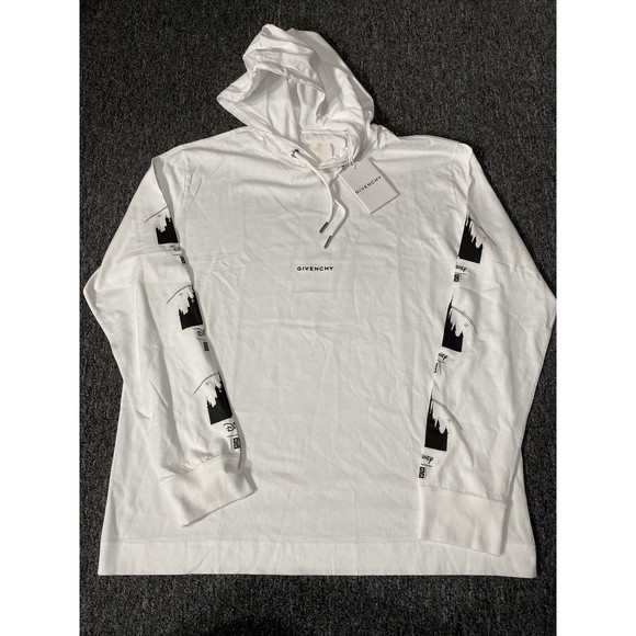 Givenchy Disney L Castle T-shirt with hood in printed jersey - White - NWT $790 - Picture 1 of 16